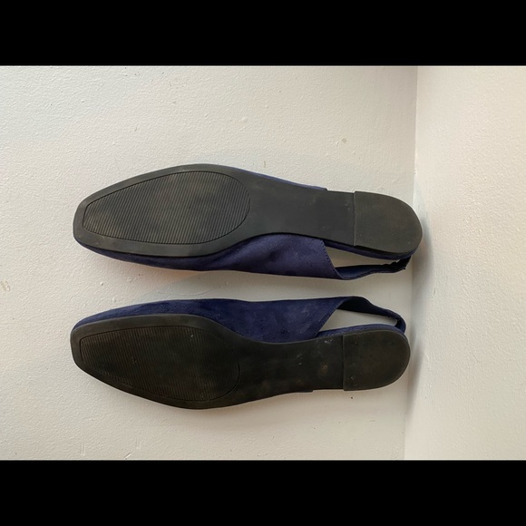 Sling back faux suede flats from the Gap - Picture 2 of 3